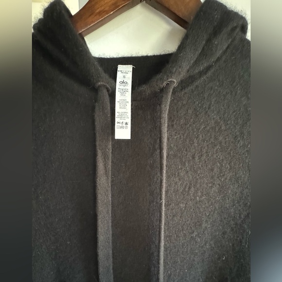 Cashmere Jet Set Hoodie - Picture 4 of 5